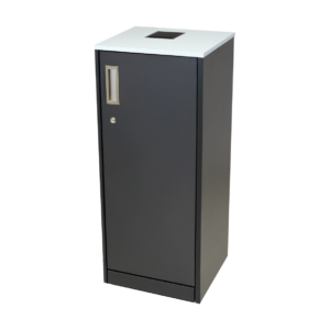 Avero pillar - black and white